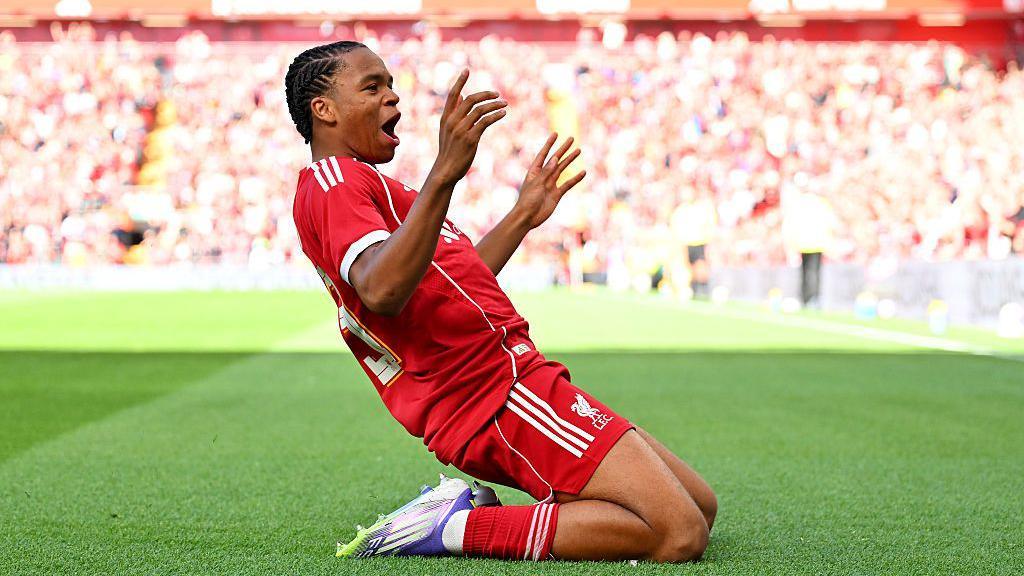 Rio ngumoha celebrate his goal